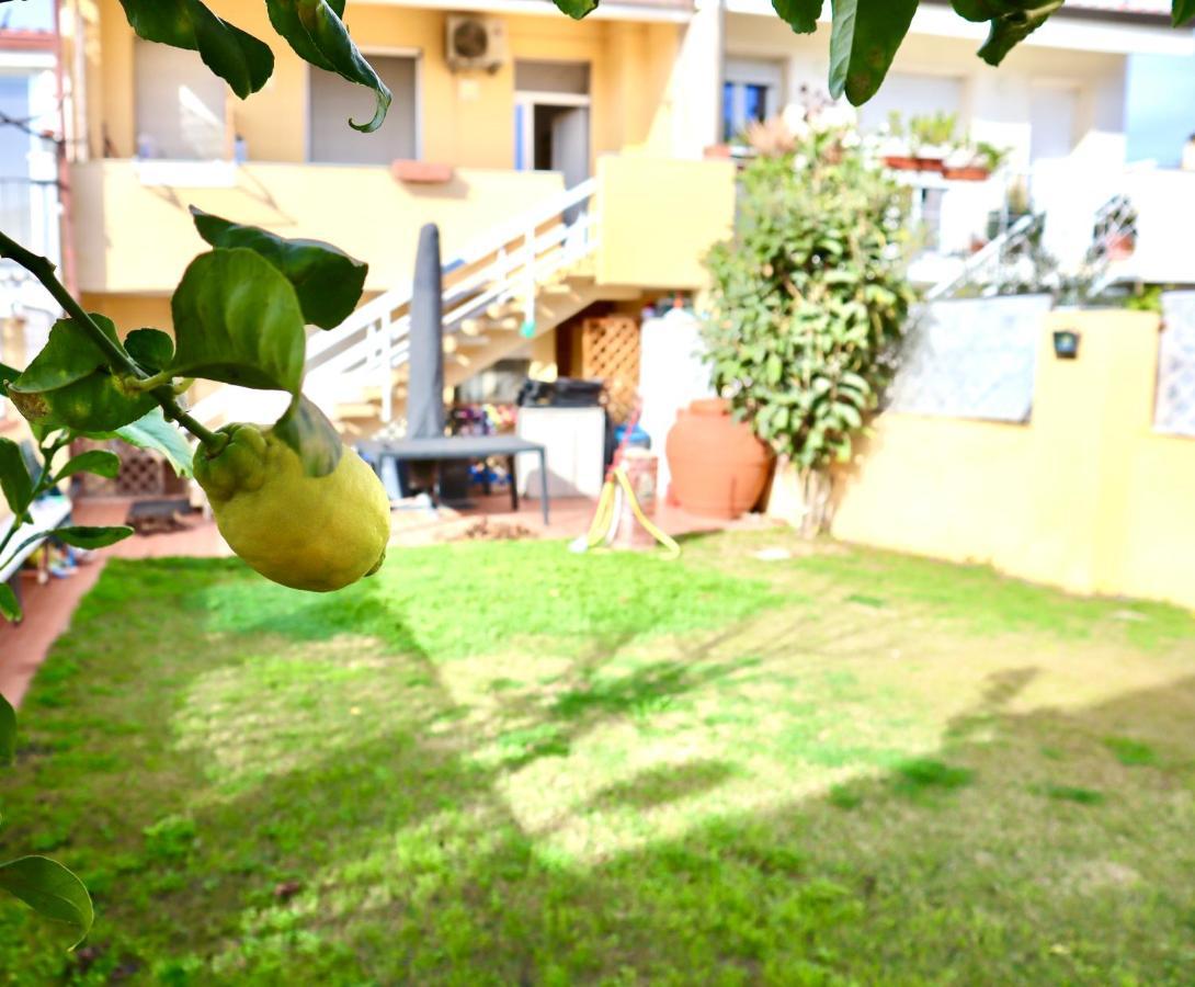Villa Poetto Beach By Home And Experience , Cagliari, Poetto Exterior photo